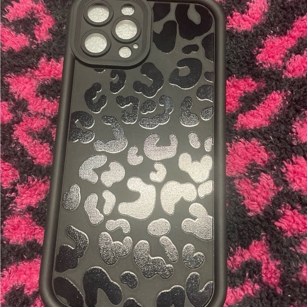 Stylish Black Leopard Print Phone Case